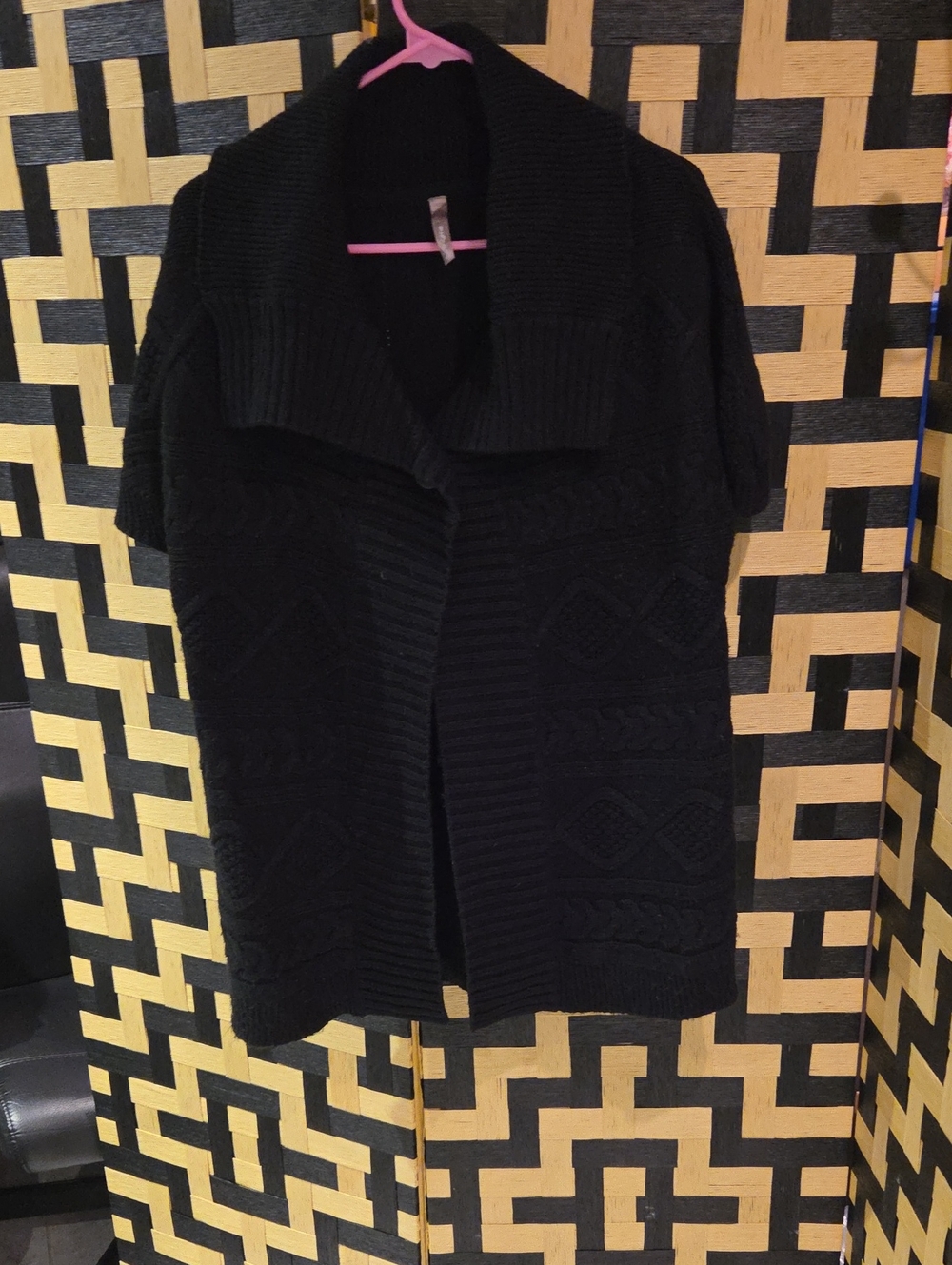 Thyme Maternity Black Short-Sleeve Shawl Collar Knit Cardigan
